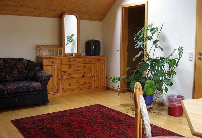חדר משפחתי, Die Sprachpension   The Language Guesthouse