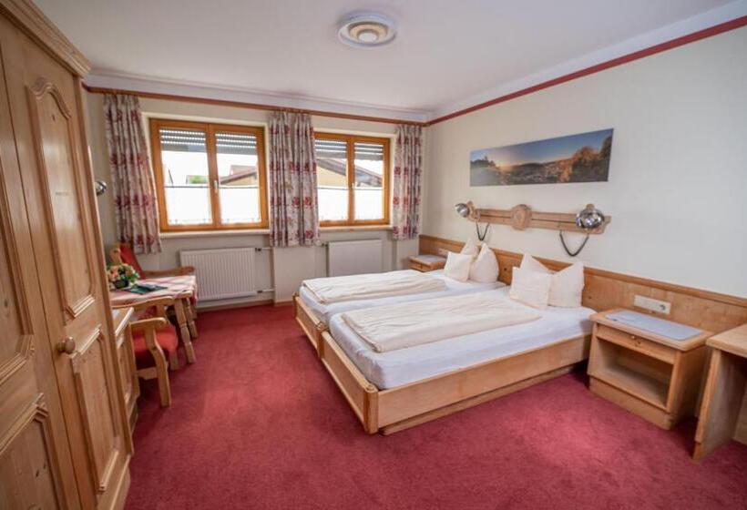 Номер Deluxe, Gasthof Schneiderwirt, Kipfenberg Ot Hirnstetten