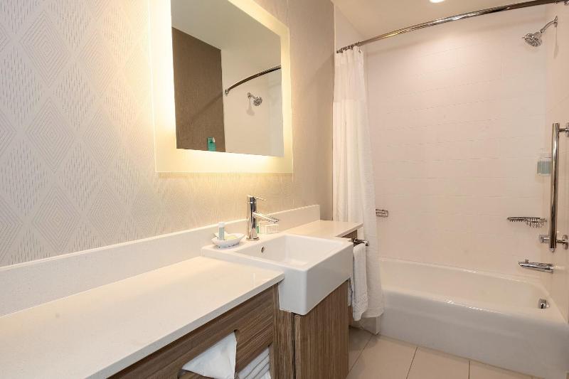 Люкс Кровать Кинг, Springhill Suites By Marriott Dallas Mckinney