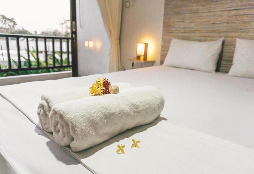 Номер Стандарт, Sultans Of Swell Uluwatu Bali