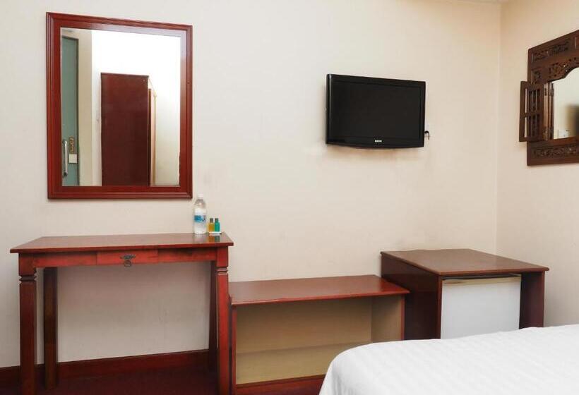Номер Стандарт, Sun Inns Hotel Subang