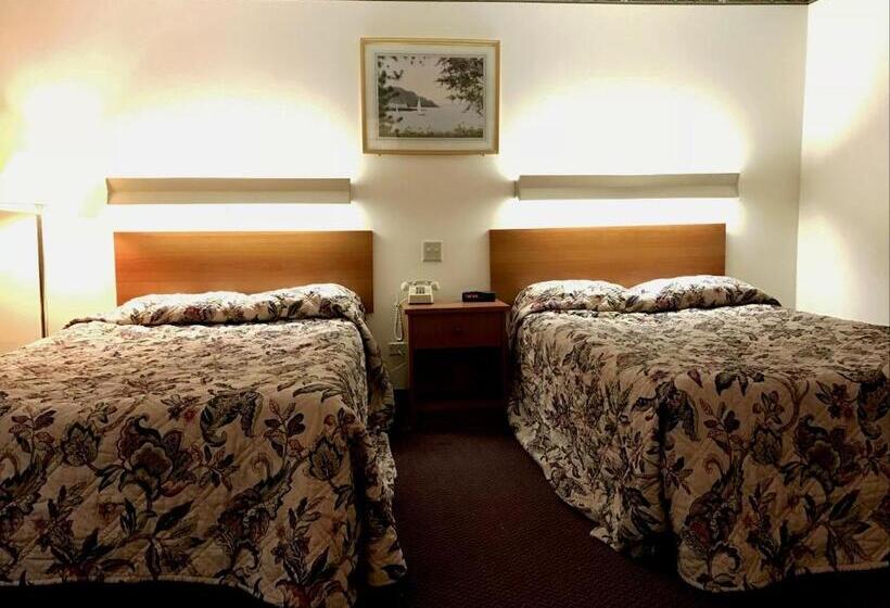 Номер Стандарт, Adirondack Efficiencies