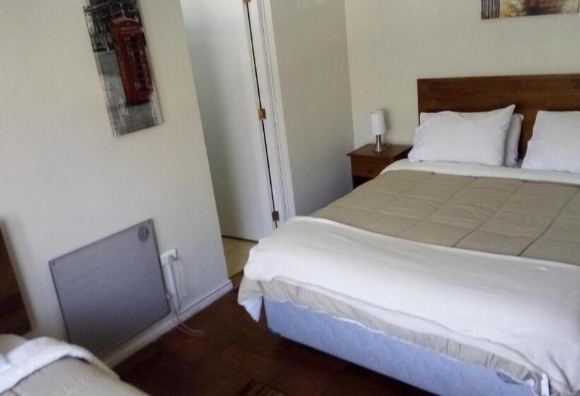 Четырехместный Номер Стандарт, Hostal Los Castanos