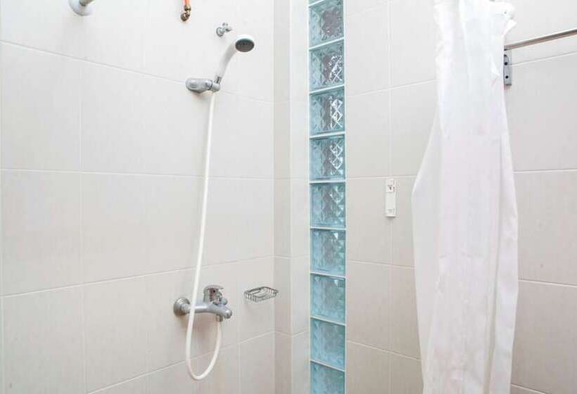 Номер Economy, Reddoorz Plus Near Dago Pakar