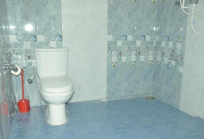 اتاق اکونومی, Risenlak Holiday Resort