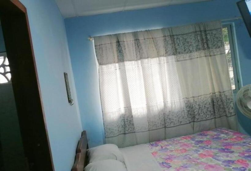 Номер Стандарт, Hostal Aruba