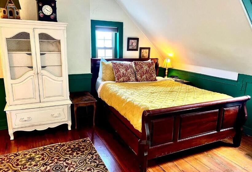 Номер Стандарт, Old Brick Inn