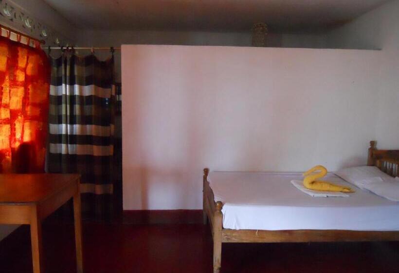 Triple Room Sea View, Beach Hostal Oasis