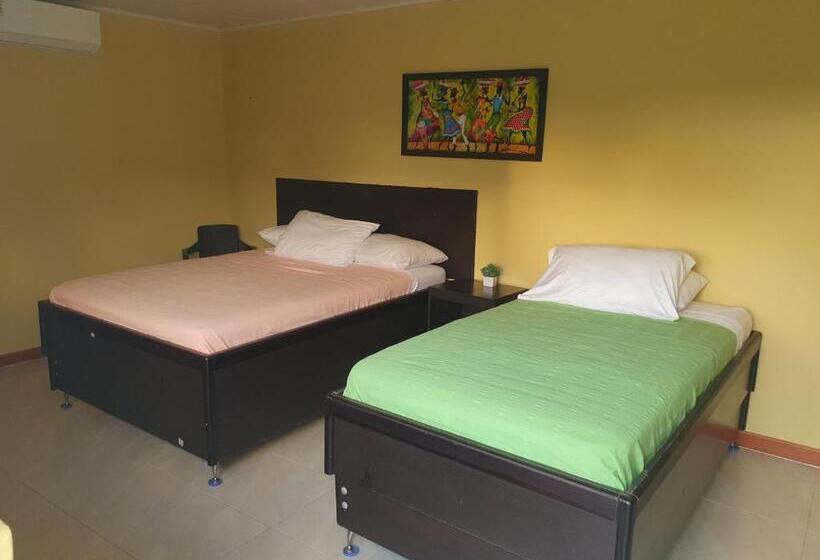 标准三人间, Victoria S Gennie Bay Village Hostal