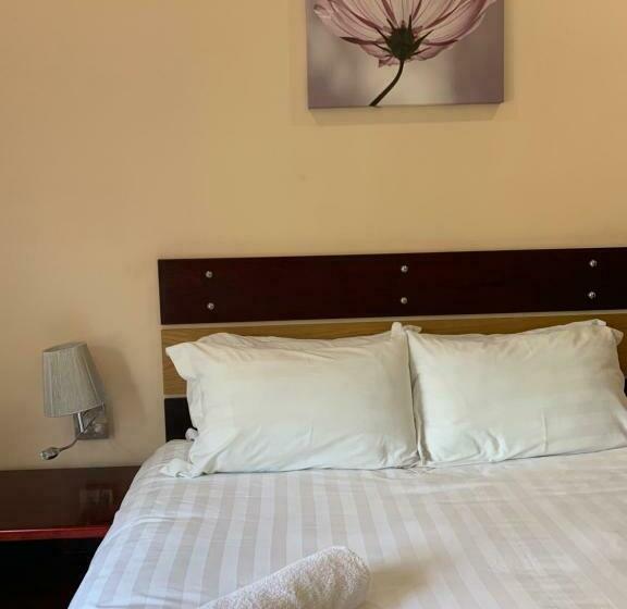 اتاق اجرایی, Bannerloft Guest House
