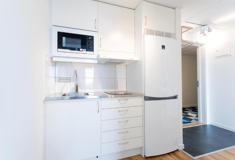 إستوديو سوبيريور, Apartdirect Alvsjo