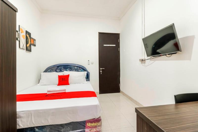 Номер Стандарт, Reddoorz Plus Near Trisakti University
