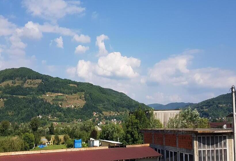 اتاق لوکس با تخت بزرگ, Guesthouse Meče