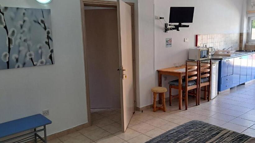 Студия Стандарт, C & A Hotel Apartments