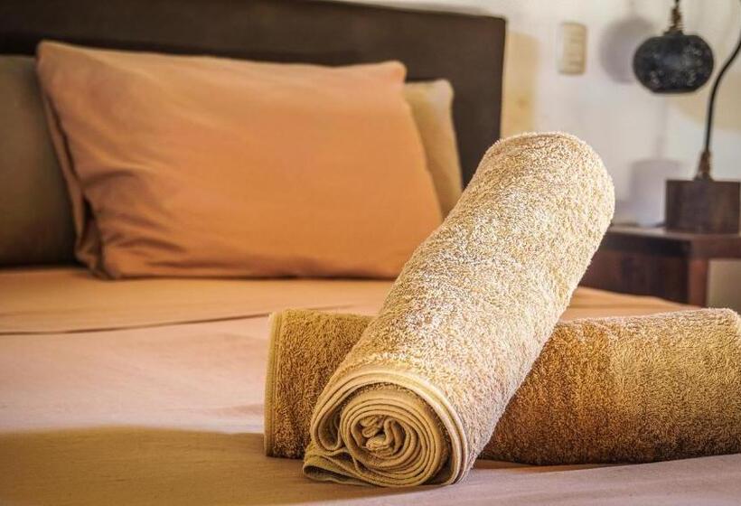 Четырехместный Номер Стандарт, Vibra Guesthouse