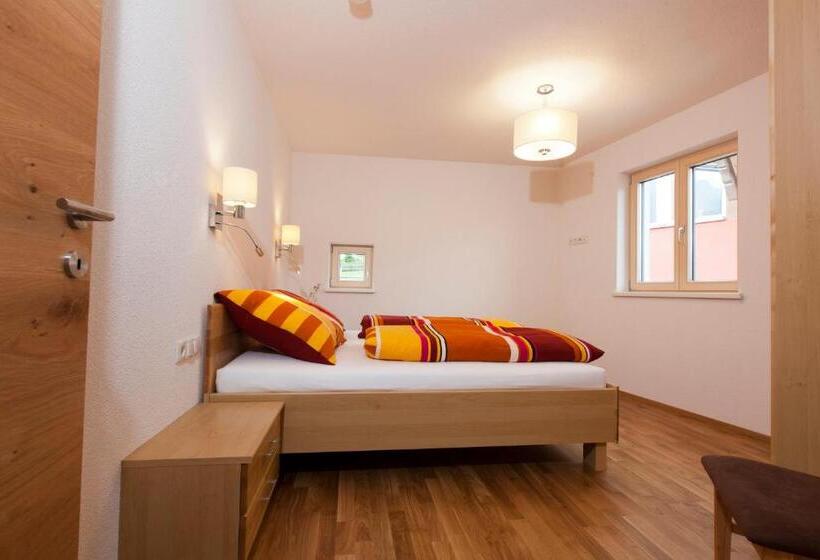Апартаменты 2 Спальни, Nowders Apartments