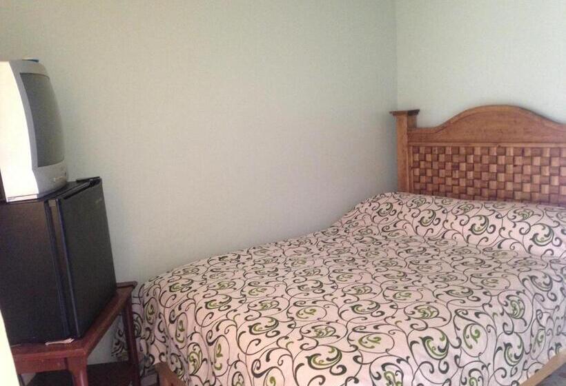 スタンダードルーム, Hostal Makea Pachuca