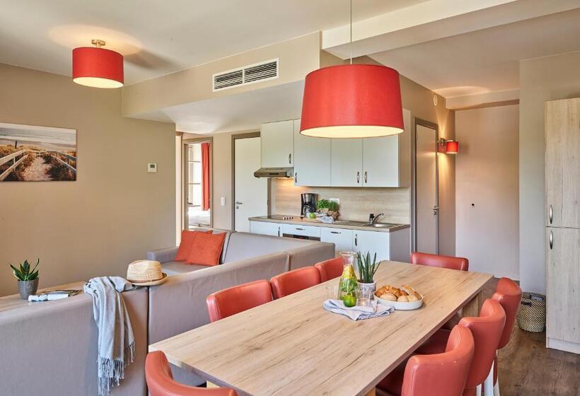 Семейные Апартаменты, Holiday Suites Westende   Middelkerke