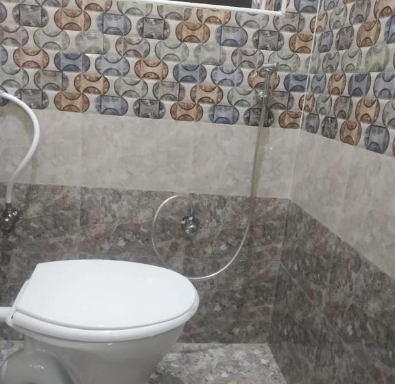 家庭间, Xavier Guest House