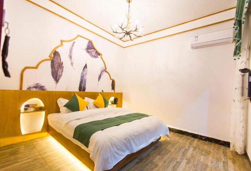 带露台的小型套房, Edinburgh Hostel