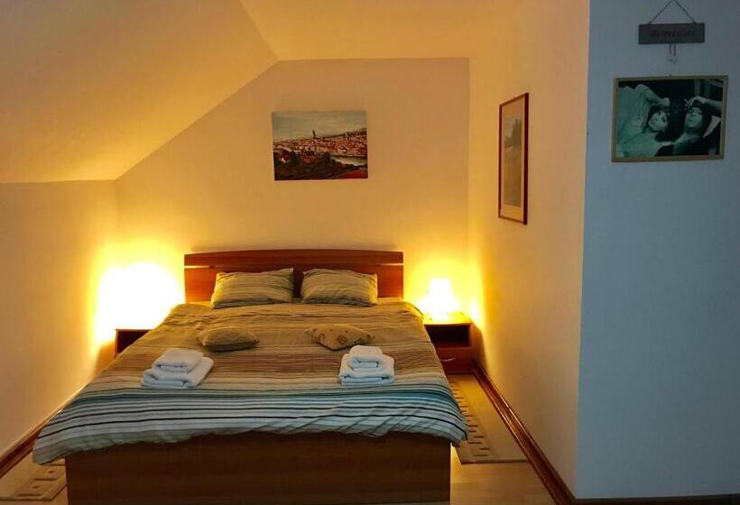 اتاق استاندارد, Casa Genesini
