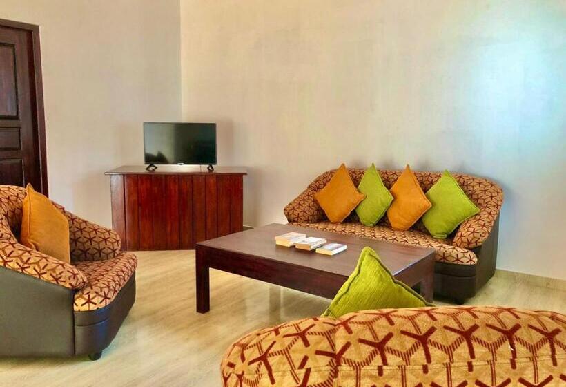 آپارتمان لوکس 1 خوابه, Sundowners Guesthouse