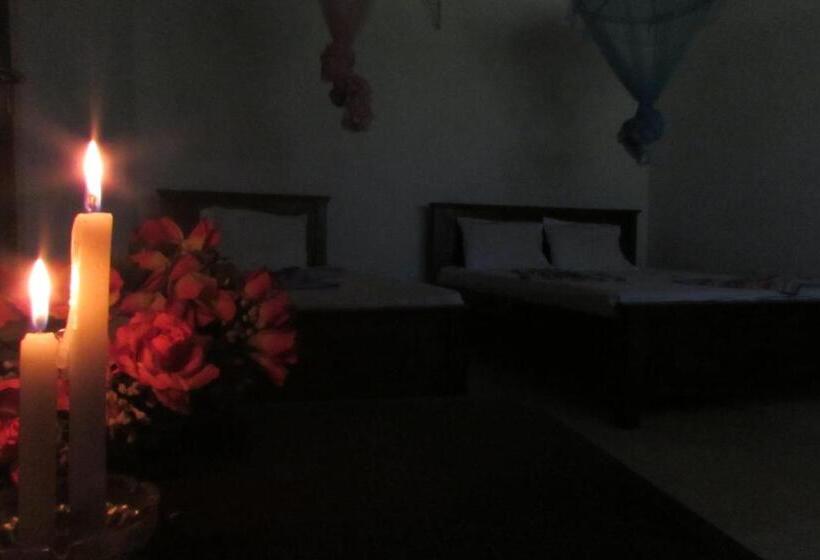 اتاق راحتی سه تخته, Rainbow Guest House