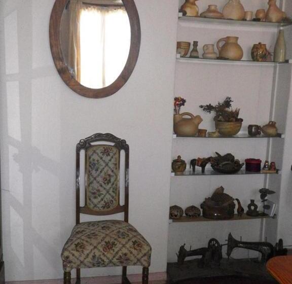 Люкс, Hostal Renoir