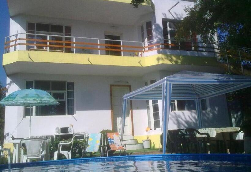 Номер Комфорт, Prima Guest House 2