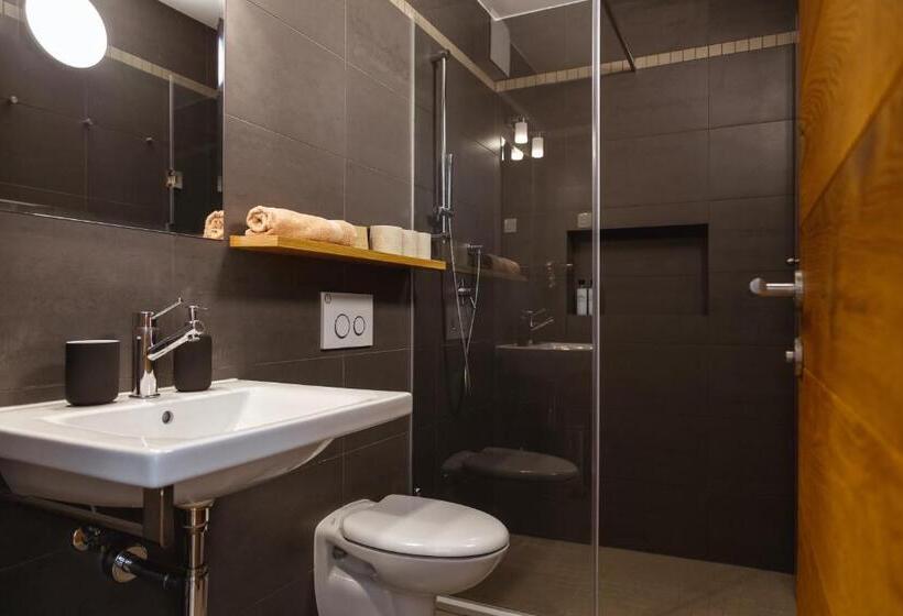 اتاق استاندارد سه نفره, Guest House Pachamama
