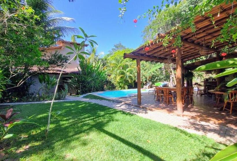 اتاق استاندارد سه تخته با چشمانداز استخر, Vila Pitanga Trancoso