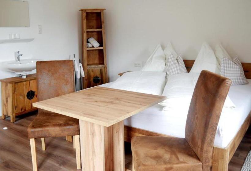 Standard room with outdoor bath, Untermühlbauer Fam. Schreder