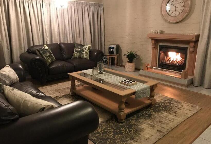 Люкс Дюплекс, Anne's Place