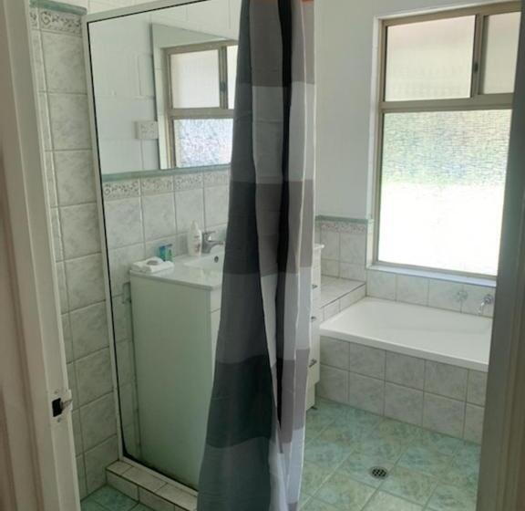 Дом 3 Спальни, Archipelago Apartments Esperance