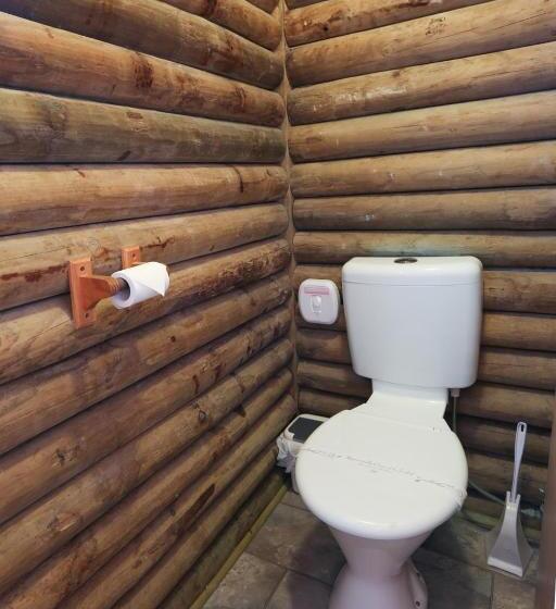Хижина, Lazy Acre Log Cabins