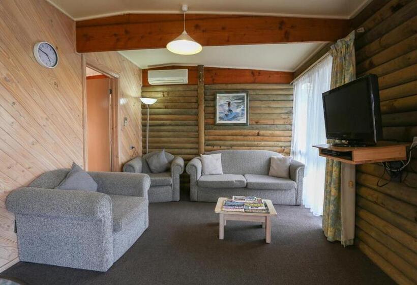 Дом 2 Спальни, Lazy Acre Log Cabins