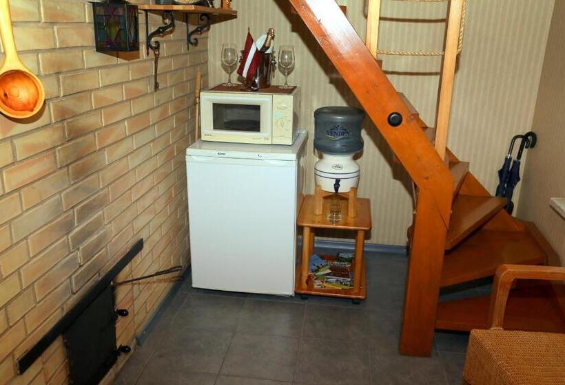 1间卧室的房子, Guest House šampētera Māja