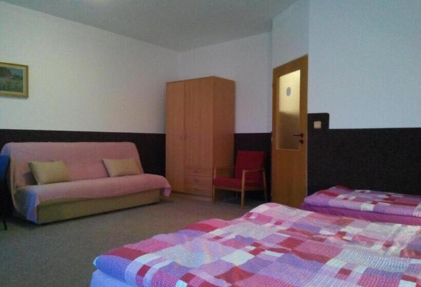 Номер Стандарт, Penzion Poprda