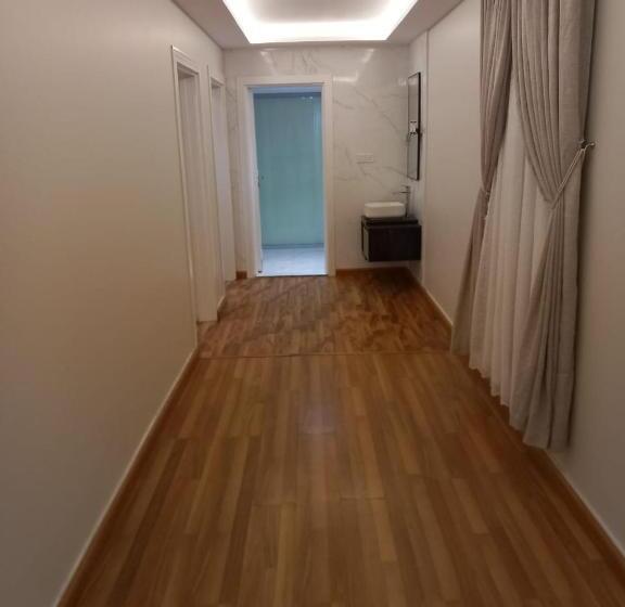 ２ベッドルームアパートメント, Vision Apartment