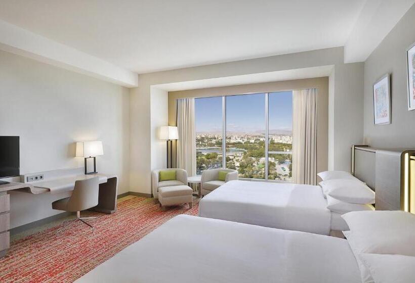 חדר דלוקס, Park Mall Hotel & Conference Center