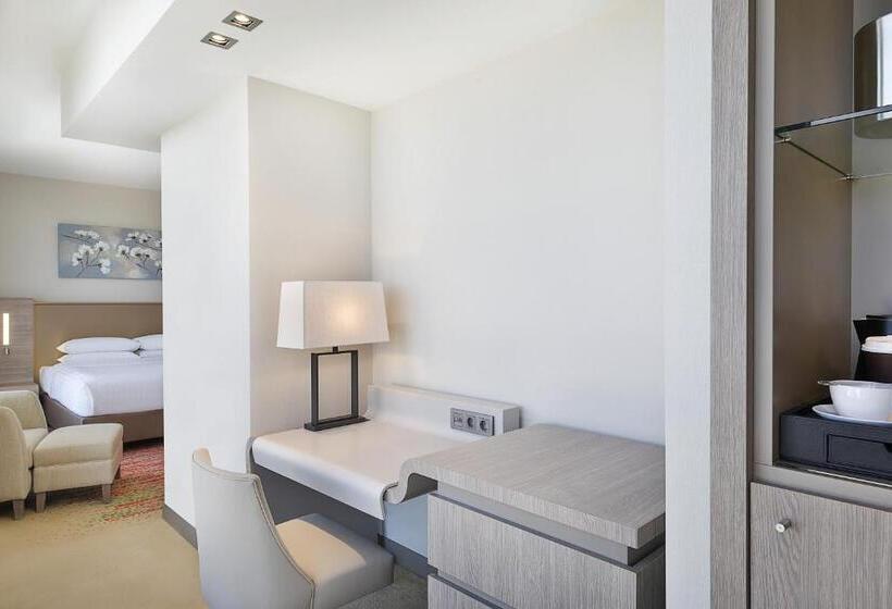 חדר ביזנס, Park Mall Hotel & Conference Center