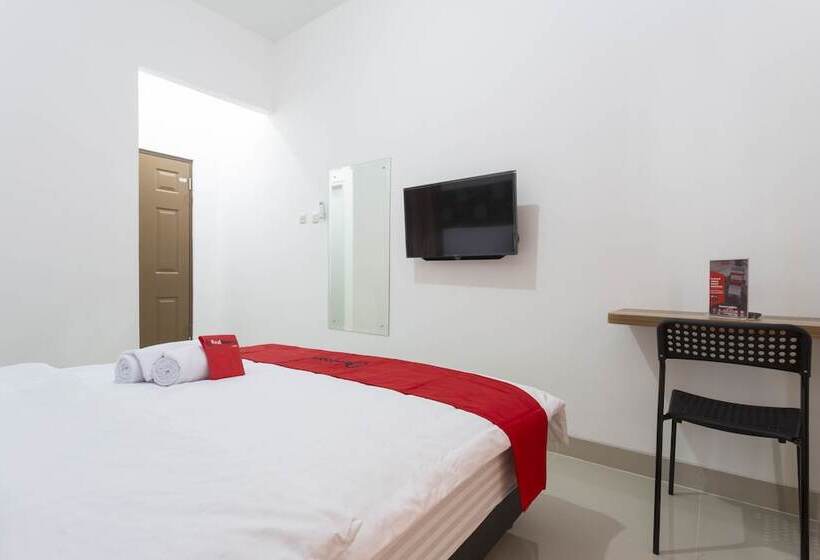 Номер Стандарт, Reddoorz Plus @ Boulevard Residence Bsd