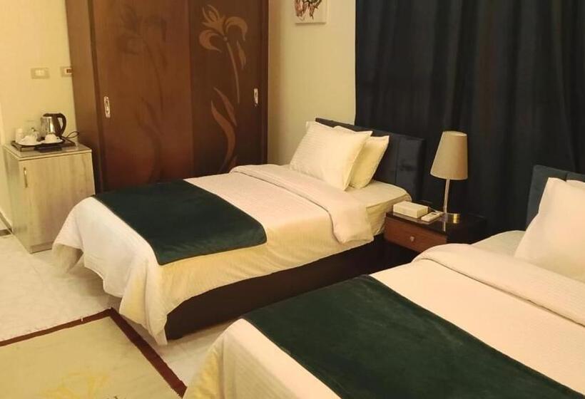 اتاق استاندارد با چشم‌انداز دریا, Fanara Apartments Armed Forces