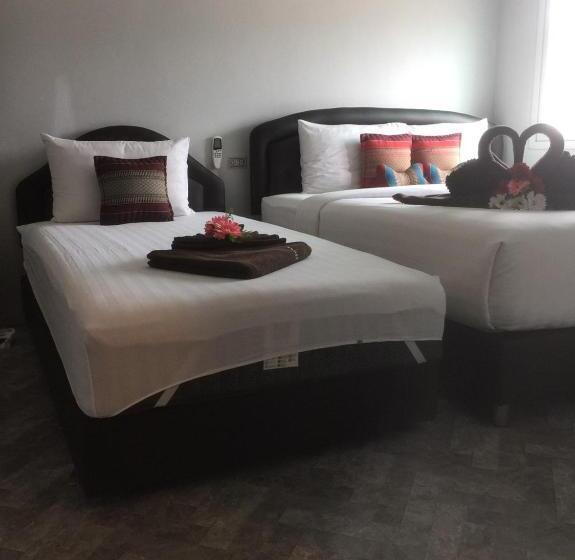 스탠다드 트리플 룸, Nest Hostel Lipe