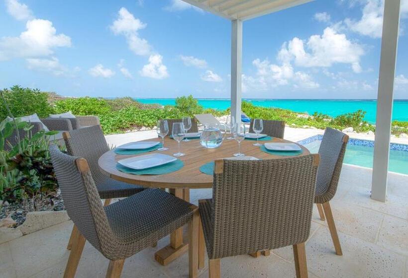 سوییت, Sailrock South Caicos   Island Hop Flight Included