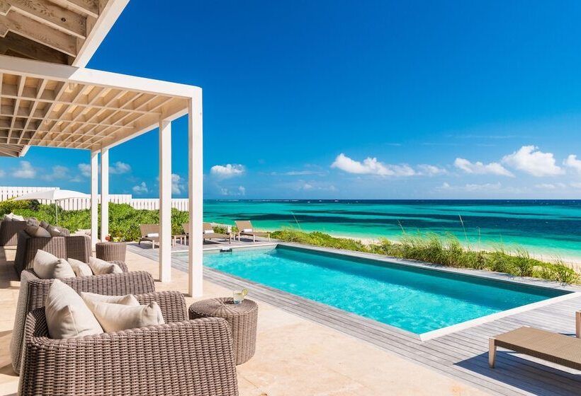 ویلای 3 خوابه, Sailrock South Caicos   Island Hop Flight Included