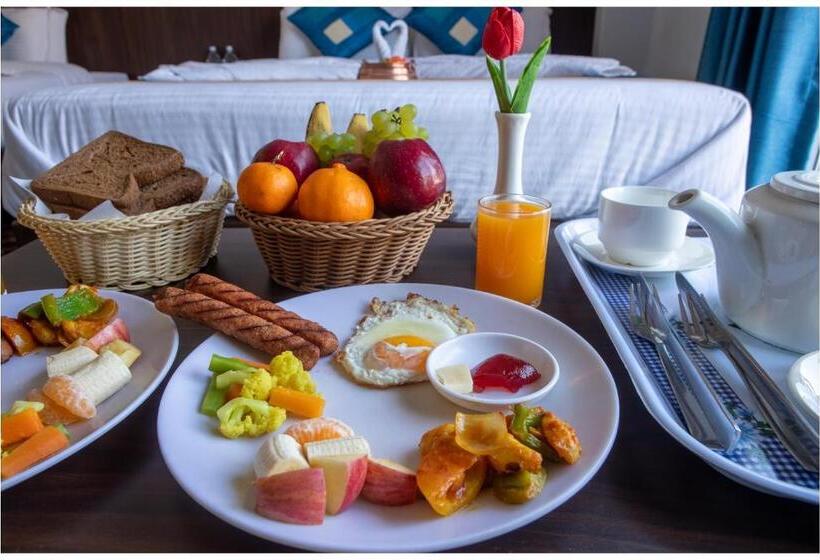 سوییت, Tulip Pokhara Inn