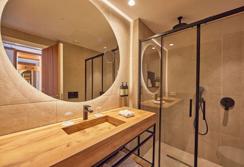 חדר סטנדרט נוף לגינה, Universal Grand Leon & Spa