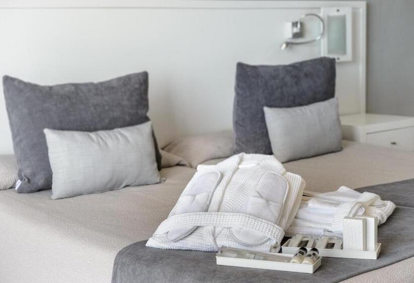 إستوديو قياسى مطل على البحر, Cenit & Apts. Sol Y Viento