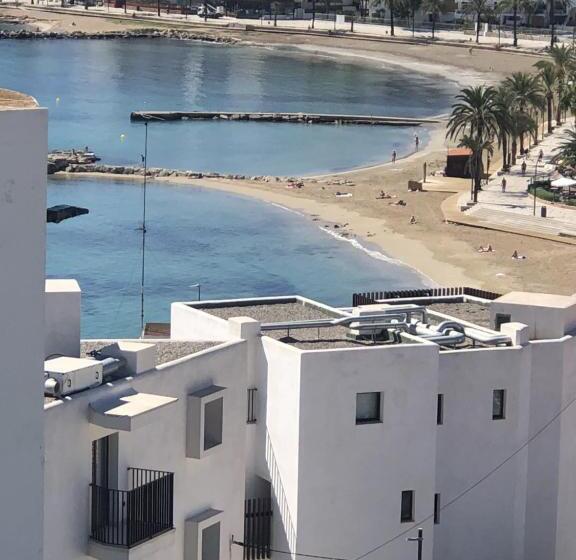 غرفة قياسية إطلالة جانبية علي البحر, Cenit & Apts. Sol Y Viento